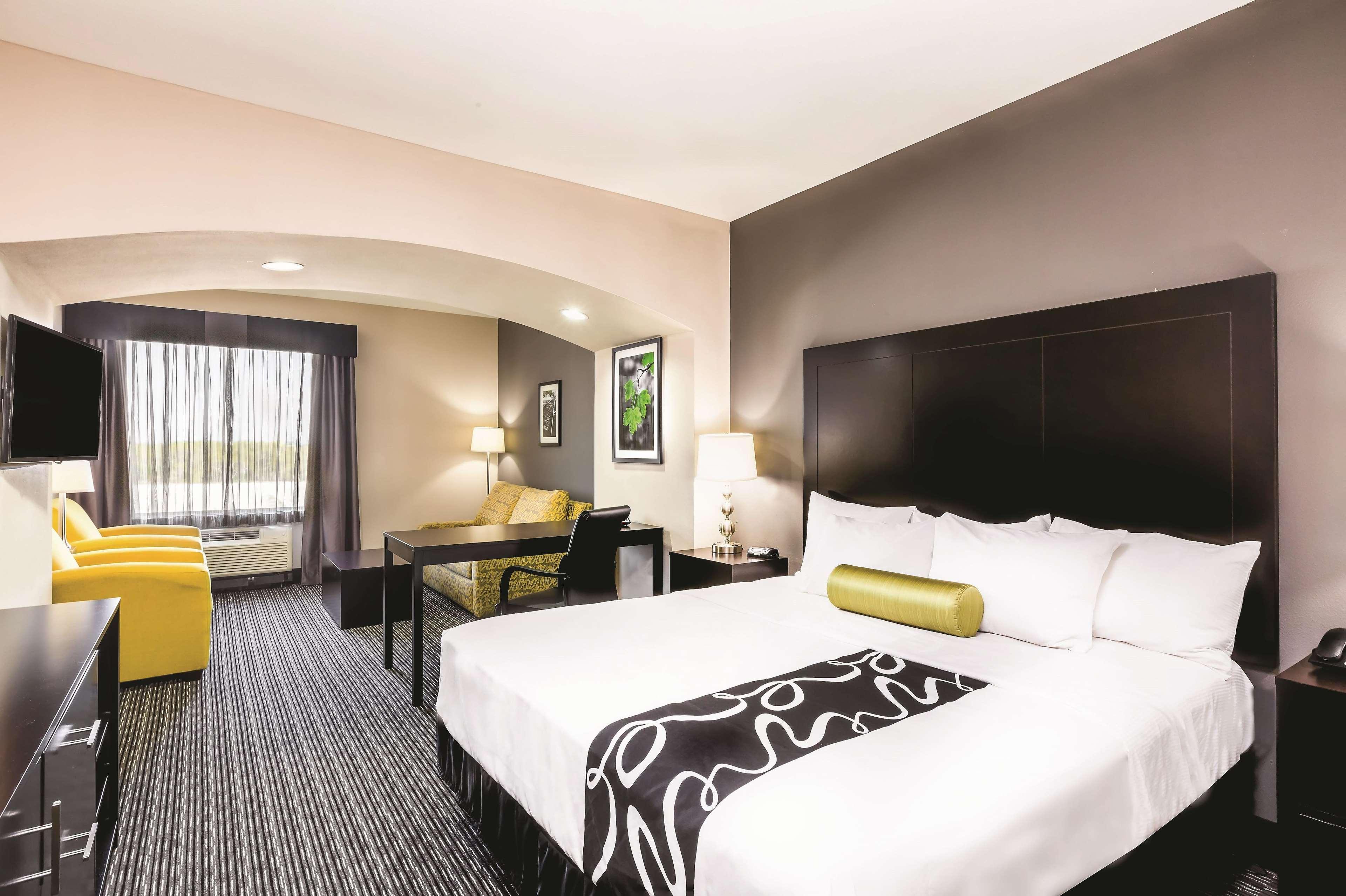 La Quinta By Wyndham Rockport - Fulton Hotell Exteriör bild